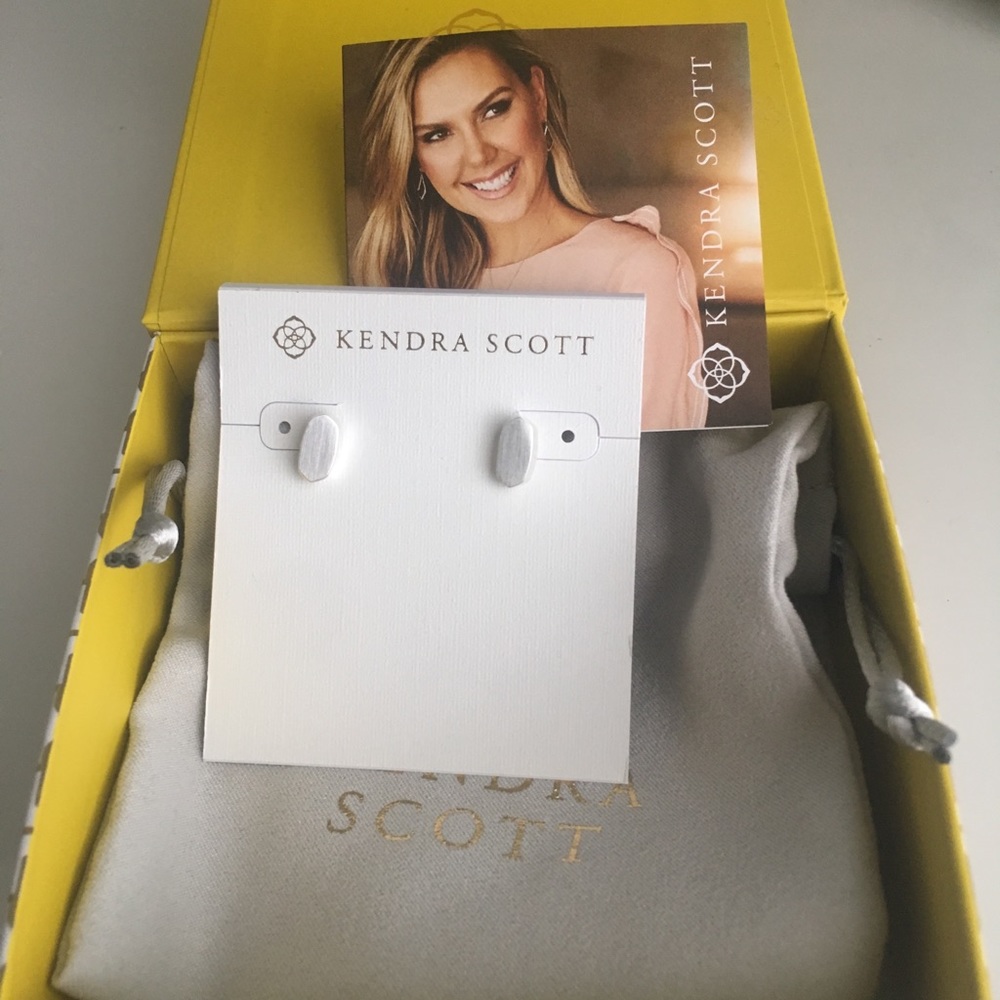 Kendra Scott Barrett Earrings